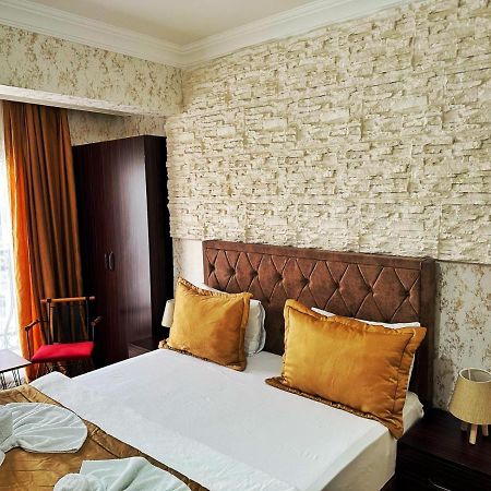 بيوكجكمجة Rose Suite & Hotel المظهر الخارجي الصورة